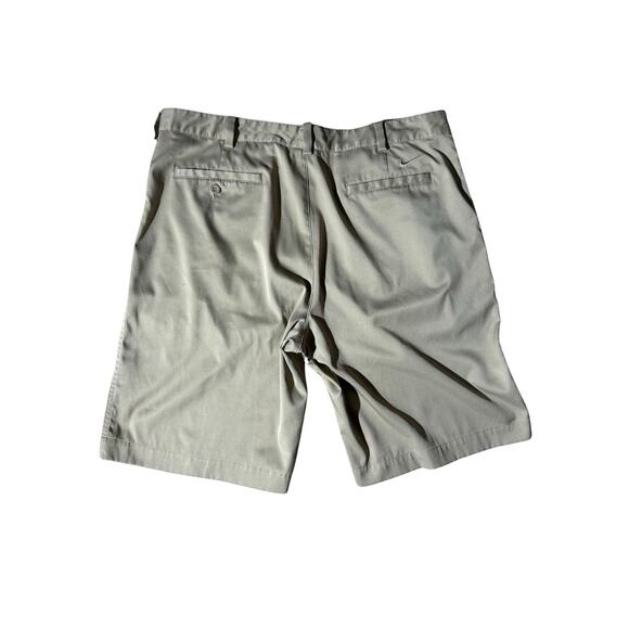 Nike Golf Men’s Shorts Gray Dri-FIT Stretch Performance Chino 9” - Picture 3 of 6